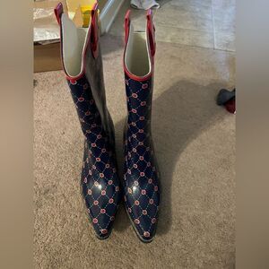 Stadium stompers boots 9